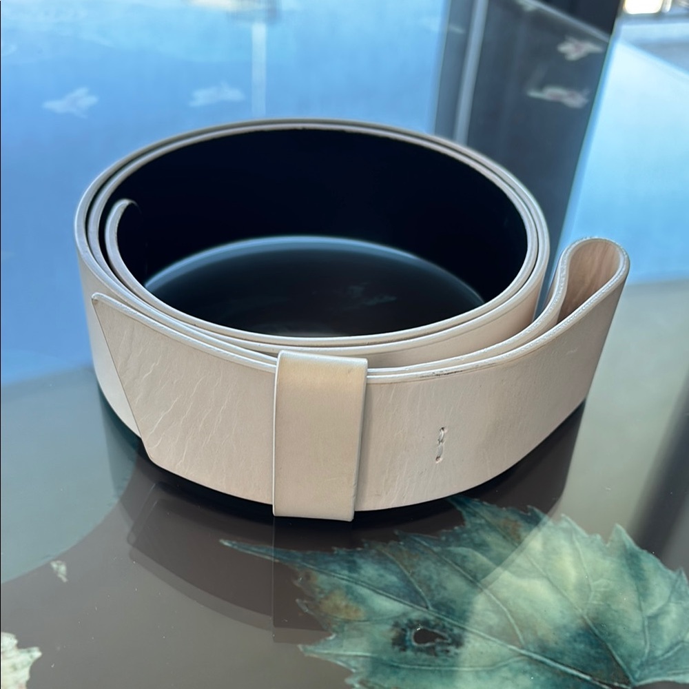 Dries Van Noten Women’s Cream Leather Belt